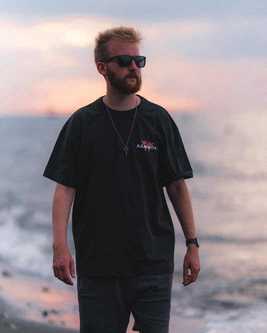 PALM TREE SWIRL OFF-BLACK // Oversize Unisex Organic Cotton T-Shirt